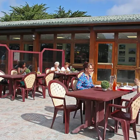 Üdülőpark Azureva Club *